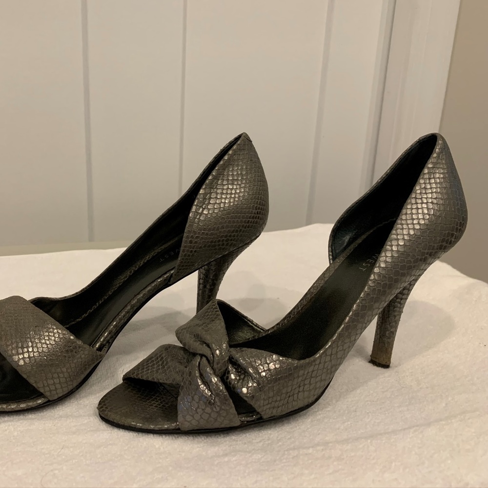 Pewter Nine West Jojus Pump